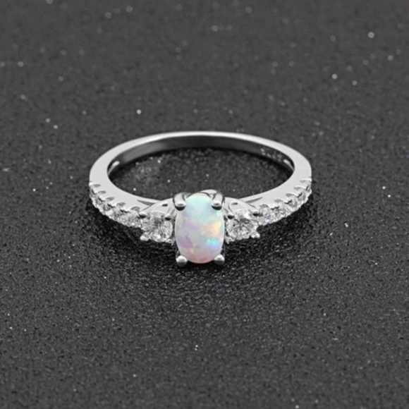 Ring - Picture 4 of 4